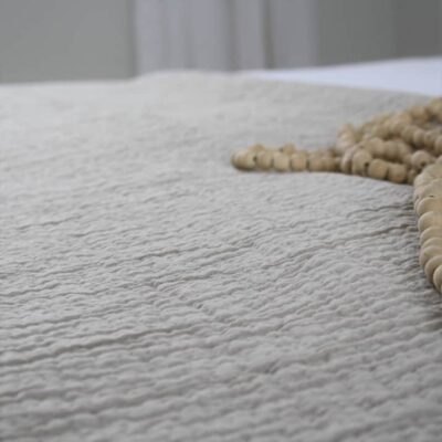 bedsprei-denver-zand-katoen-licht-bedspreien-