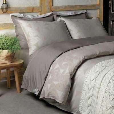 bed luxe opgemaakt