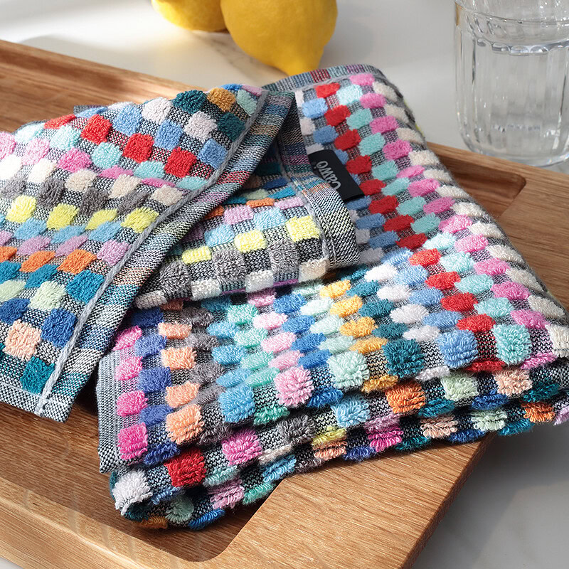 keukenhanddoek in kleurrijke blokken