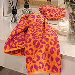 dierenprint handdoek roze oranje