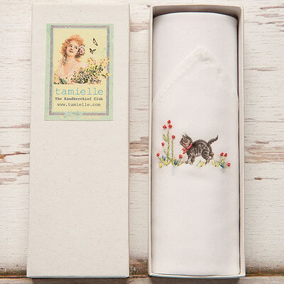 kat handgeborduurde zakdoek katoen