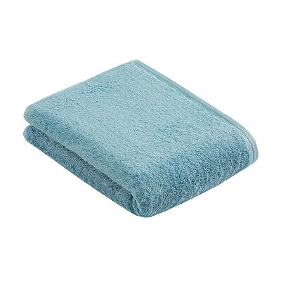 groot luxe badlaken in de kleur waterfall blauw